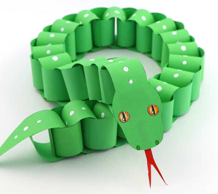 Construction-paper-crafts-thecrafttrain-Paper-snake-craft